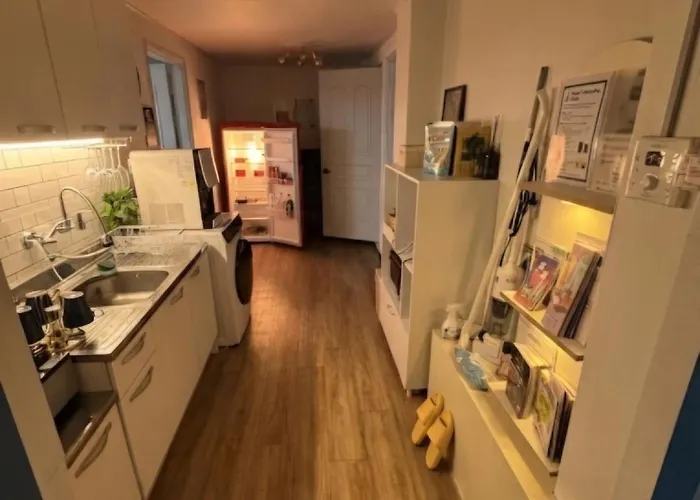 公寓 Chillpop Stay, Sinchon Station, 1f, 4ppl, 2br, Hongdae, Private 首爾