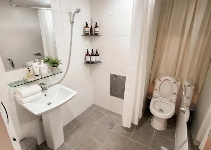 公寓 Chillpop Stay, Sinchon Station, 1f, 4ppl, 2br, Hongdae, Private